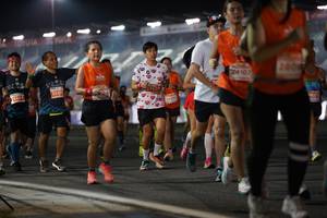 BIB: 24107, 2560, 27002, 240, 4050
                            <button type="button" onclick="openModal(13941420)" class="btn btn-primary btn-sm float-right btn-popup" data-toggle="modal" data-target=".modal-high-quality">
                        <i class="fas fa-shopping-cart"></i> Add to Cart
                    </button>
                                            <button type="button" onclick="isThisMe(13941420, true)" class="btn btn-success btn-sm float-right btn-popup btn-isme hidden" data-toggle="tooltip" data-placement="bottom" title="นี่คือรูปของคุณใช่ไหม คลิกที่นี่เพื่อเอาเข้าอัลบั้ม">
                        <i class="fas fa-plus"></i> Add to album
                    </button>
                    <button type="button" onclick="isThisMe(13941420, false)" class="btn btn-warning btn-sm float-right btn-popup btn-isnotme hidden">
                        <i class="fas fa-ban"></i> Remove from album
                    </button>