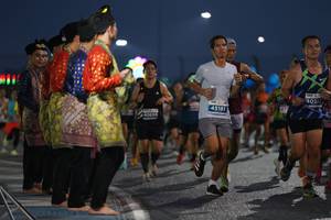 BIB: 4032, 45181, 40656
                            <button type="button" onclick="openModal(13845031)" class="btn btn-primary btn-sm float-right btn-popup" data-toggle="modal" data-target=".modal-high-quality">
                        <i class="fas fa-shopping-cart"></i> Add to Cart
                    </button>
                                            <button type="button" onclick="isThisMe(13845031, true)" class="btn btn-success btn-sm float-right btn-popup btn-isme hidden" data-toggle="tooltip" data-placement="bottom" title="นี่คือรูปของคุณใช่ไหม คลิกที่นี่เพื่อเอาเข้าอัลบั้ม">
                        <i class="fas fa-plus"></i> Add to album
                    </button>
                    <button type="button" onclick="isThisMe(13845031, false)" class="btn btn-warning btn-sm float-right btn-popup btn-isnotme hidden">
                        <i class="fas fa-ban"></i> Remove from album
                    </button>