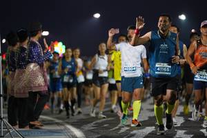 BIB: 40304, 41165, 40499
                            <button type="button" onclick="openModal(13869909)" class="btn btn-primary btn-sm float-right btn-popup" data-toggle="modal" data-target=".modal-high-quality">
                        <i class="fas fa-shopping-cart"></i> Add to Cart
                    </button>
                                            <button type="button" onclick="isThisMe(13869909, true)" class="btn btn-success btn-sm float-right btn-popup btn-isme hidden" data-toggle="tooltip" data-placement="bottom" title="นี่คือรูปของคุณใช่ไหม คลิกที่นี่เพื่อเอาเข้าอัลบั้ม">
                        <i class="fas fa-plus"></i> Add to album
                    </button>
                    <button type="button" onclick="isThisMe(13869909, false)" class="btn btn-warning btn-sm float-right btn-popup btn-isnotme hidden">
                        <i class="fas fa-ban"></i> Remove from album
                    </button>