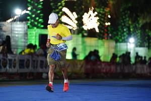 BIB: 41475
                            <button type="button" onclick="openModal(14129167)" class="btn btn-primary btn-sm float-right btn-popup" data-toggle="modal" data-target=".modal-high-quality">
                        <i class="fas fa-shopping-cart"></i> Add to Cart
                    </button>
                                            <button type="button" onclick="isThisMe(14129167, true)" class="btn btn-success btn-sm float-right btn-popup btn-isme hidden" data-toggle="tooltip" data-placement="bottom" title="นี่คือรูปของคุณใช่ไหม คลิกที่นี่เพื่อเอาเข้าอัลบั้ม">
                        <i class="fas fa-plus"></i> Add to album
                    </button>
                    <button type="button" onclick="isThisMe(14129167, false)" class="btn btn-warning btn-sm float-right btn-popup btn-isnotme hidden">
                        <i class="fas fa-ban"></i> Remove from album
                    </button>