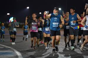 BIB: 4727, 47218, 42547, 433
                            <button type="button" onclick="openModal(13910841)" class="btn btn-primary btn-sm float-right btn-popup" data-toggle="modal" data-target=".modal-high-quality">
                        <i class="fas fa-shopping-cart"></i> Add to Cart
                    </button>
                                            <button type="button" onclick="isThisMe(13910841, true)" class="btn btn-success btn-sm float-right btn-popup btn-isme hidden" data-toggle="tooltip" data-placement="bottom" title="นี่คือรูปของคุณใช่ไหม คลิกที่นี่เพื่อเอาเข้าอัลบั้ม">
                        <i class="fas fa-plus"></i> Add to album
                    </button>
                    <button type="button" onclick="isThisMe(13910841, false)" class="btn btn-warning btn-sm float-right btn-popup btn-isnotme hidden">
                        <i class="fas fa-ban"></i> Remove from album
                    </button>