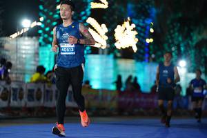 BIB: 40513
                            <button type="button" onclick="openModal(14201402)" class="btn btn-primary btn-sm float-right btn-popup" data-toggle="modal" data-target=".modal-high-quality">
                        <i class="fas fa-shopping-cart"></i> Add to Cart
                    </button>
                                            <button type="button" onclick="isThisMe(14201402, true)" class="btn btn-success btn-sm float-right btn-popup btn-isme hidden" data-toggle="tooltip" data-placement="bottom" title="นี่คือรูปของคุณใช่ไหม คลิกที่นี่เพื่อเอาเข้าอัลบั้ม">
                        <i class="fas fa-plus"></i> Add to album
                    </button>
                    <button type="button" onclick="isThisMe(14201402, false)" class="btn btn-warning btn-sm float-right btn-popup btn-isnotme hidden">
                        <i class="fas fa-ban"></i> Remove from album
                    </button>