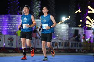 BIB: 4725
                            <button type="button" onclick="openModal(14260792)" class="btn btn-primary btn-sm float-right btn-popup" data-toggle="modal" data-target=".modal-high-quality">
                        <i class="fas fa-shopping-cart"></i> Add to Cart
                    </button>
                                            <button type="button" onclick="isThisMe(14260792, true)" class="btn btn-success btn-sm float-right btn-popup btn-isme hidden" data-toggle="tooltip" data-placement="bottom" title="นี่คือรูปของคุณใช่ไหม คลิกที่นี่เพื่อเอาเข้าอัลบั้ม">
                        <i class="fas fa-plus"></i> Add to album
                    </button>
                    <button type="button" onclick="isThisMe(14260792, false)" class="btn btn-warning btn-sm float-right btn-popup btn-isnotme hidden">
                        <i class="fas fa-ban"></i> Remove from album
                    </button>