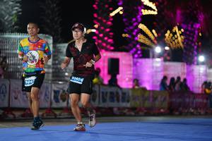 BIB: 93404
                            <button type="button" onclick="openModal(14218081)" class="btn btn-primary btn-sm float-right btn-popup" data-toggle="modal" data-target=".modal-high-quality">
                        <i class="fas fa-shopping-cart"></i> Add to Cart
                    </button>
                                            <button type="button" onclick="isThisMe(14218081, true)" class="btn btn-success btn-sm float-right btn-popup btn-isme hidden" data-toggle="tooltip" data-placement="bottom" title="นี่คือรูปของคุณใช่ไหม คลิกที่นี่เพื่อเอาเข้าอัลบั้ม">
                        <i class="fas fa-plus"></i> Add to album
                    </button>
                    <button type="button" onclick="isThisMe(14218081, false)" class="btn btn-warning btn-sm float-right btn-popup btn-isnotme hidden">
                        <i class="fas fa-ban"></i> Remove from album
                    </button>