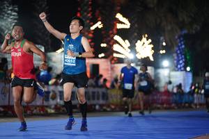 BIB: 40652
                            <button type="button" onclick="openModal(14221514)" class="btn btn-primary btn-sm float-right btn-popup" data-toggle="modal" data-target=".modal-high-quality">
                        <i class="fas fa-shopping-cart"></i> Add to Cart
                    </button>
                                            <button type="button" onclick="isThisMe(14221514, true)" class="btn btn-success btn-sm float-right btn-popup btn-isme hidden" data-toggle="tooltip" data-placement="bottom" title="นี่คือรูปของคุณใช่ไหม คลิกที่นี่เพื่อเอาเข้าอัลบั้ม">
                        <i class="fas fa-plus"></i> Add to album
                    </button>
                    <button type="button" onclick="isThisMe(14221514, false)" class="btn btn-warning btn-sm float-right btn-popup btn-isnotme hidden">
                        <i class="fas fa-ban"></i> Remove from album
                    </button>