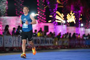 BIB: 45097, 07784
                            <button type="button" onclick="openModal(14110352)" class="btn btn-primary btn-sm float-right btn-popup" data-toggle="modal" data-target=".modal-high-quality">
                        <i class="fas fa-shopping-cart"></i> Add to Cart
                    </button>
                                            <button type="button" onclick="isThisMe(14110352, true)" class="btn btn-success btn-sm float-right btn-popup btn-isme hidden" data-toggle="tooltip" data-placement="bottom" title="นี่คือรูปของคุณใช่ไหม คลิกที่นี่เพื่อเอาเข้าอัลบั้ม">
                        <i class="fas fa-plus"></i> Add to album
                    </button>
                    <button type="button" onclick="isThisMe(14110352, false)" class="btn btn-warning btn-sm float-right btn-popup btn-isnotme hidden">
                        <i class="fas fa-ban"></i> Remove from album
                    </button>