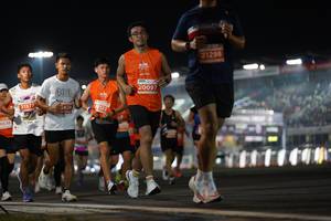 BIB: 21298, 20097, 400, 21577, 2428, 2122, 9636
                            <button type="button" onclick="openModal(13867673)" class="btn btn-primary btn-sm float-right btn-popup" data-toggle="modal" data-target=".modal-high-quality">
                        <i class="fas fa-shopping-cart"></i> Add to Cart
                    </button>
                                            <button type="button" onclick="isThisMe(13867673, true)" class="btn btn-success btn-sm float-right btn-popup btn-isme hidden" data-toggle="tooltip" data-placement="bottom" title="นี่คือรูปของคุณใช่ไหม คลิกที่นี่เพื่อเอาเข้าอัลบั้ม">
                        <i class="fas fa-plus"></i> Add to album
                    </button>
                    <button type="button" onclick="isThisMe(13867673, false)" class="btn btn-warning btn-sm float-right btn-popup btn-isnotme hidden">
                        <i class="fas fa-ban"></i> Remove from album
                    </button>