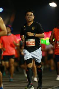 BIB: 22042
                            <button type="button" onclick="openModal(14142937)" class="btn btn-primary btn-sm float-right btn-popup" data-toggle="modal" data-target=".modal-high-quality">
                        <i class="fas fa-shopping-cart"></i> Add to Cart
                    </button>
                                            <button type="button" onclick="isThisMe(14142937, true)" class="btn btn-success btn-sm float-right btn-popup btn-isme hidden" data-toggle="tooltip" data-placement="bottom" title="นี่คือรูปของคุณใช่ไหม คลิกที่นี่เพื่อเอาเข้าอัลบั้ม">
                        <i class="fas fa-plus"></i> Add to album
                    </button>
                    <button type="button" onclick="isThisMe(14142937, false)" class="btn btn-warning btn-sm float-right btn-popup btn-isnotme hidden">
                        <i class="fas fa-ban"></i> Remove from album
                    </button>