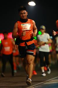 BIB: 219
                            <button type="button" onclick="openModal(14140018)" class="btn btn-primary btn-sm float-right btn-popup" data-toggle="modal" data-target=".modal-high-quality">
                        <i class="fas fa-shopping-cart"></i> Add to Cart
                    </button>
                                            <button type="button" onclick="isThisMe(14140018, true)" class="btn btn-success btn-sm float-right btn-popup btn-isme hidden" data-toggle="tooltip" data-placement="bottom" title="นี่คือรูปของคุณใช่ไหม คลิกที่นี่เพื่อเอาเข้าอัลบั้ม">
                        <i class="fas fa-plus"></i> Add to album
                    </button>
                    <button type="button" onclick="isThisMe(14140018, false)" class="btn btn-warning btn-sm float-right btn-popup btn-isnotme hidden">
                        <i class="fas fa-ban"></i> Remove from album
                    </button>