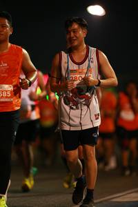 BIB: 585
                            <button type="button" onclick="openModal(14147009)" class="btn btn-primary btn-sm float-right btn-popup" data-toggle="modal" data-target=".modal-high-quality">
                        <i class="fas fa-shopping-cart"></i> Add to Cart
                    </button>
                                            <button type="button" onclick="isThisMe(14147009, true)" class="btn btn-success btn-sm float-right btn-popup btn-isme hidden" data-toggle="tooltip" data-placement="bottom" title="นี่คือรูปของคุณใช่ไหม คลิกที่นี่เพื่อเอาเข้าอัลบั้ม">
                        <i class="fas fa-plus"></i> Add to album
                    </button>
                    <button type="button" onclick="isThisMe(14147009, false)" class="btn btn-warning btn-sm float-right btn-popup btn-isnotme hidden">
                        <i class="fas fa-ban"></i> Remove from album
                    </button>