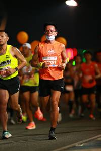 BIB: 2291, 257
                            <button type="button" onclick="openModal(14122719)" class="btn btn-primary btn-sm float-right btn-popup" data-toggle="modal" data-target=".modal-high-quality">
                        <i class="fas fa-shopping-cart"></i> Add to Cart
                    </button>
                                            <button type="button" onclick="isThisMe(14122719, true)" class="btn btn-success btn-sm float-right btn-popup btn-isme hidden" data-toggle="tooltip" data-placement="bottom" title="นี่คือรูปของคุณใช่ไหม คลิกที่นี่เพื่อเอาเข้าอัลบั้ม">
                        <i class="fas fa-plus"></i> Add to album
                    </button>
                    <button type="button" onclick="isThisMe(14122719, false)" class="btn btn-warning btn-sm float-right btn-popup btn-isnotme hidden">
                        <i class="fas fa-ban"></i> Remove from album
                    </button>