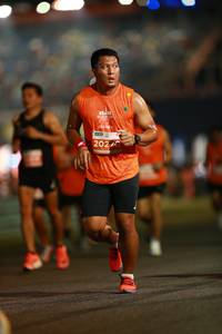 BIB: 202
                            <button type="button" onclick="openModal(14131417)" class="btn btn-primary btn-sm float-right btn-popup" data-toggle="modal" data-target=".modal-high-quality">
                        <i class="fas fa-shopping-cart"></i> Add to Cart
                    </button>
                                            <button type="button" onclick="isThisMe(14131417, true)" class="btn btn-success btn-sm float-right btn-popup btn-isme hidden" data-toggle="tooltip" data-placement="bottom" title="นี่คือรูปของคุณใช่ไหม คลิกที่นี่เพื่อเอาเข้าอัลบั้ม">
                        <i class="fas fa-plus"></i> Add to album
                    </button>
                    <button type="button" onclick="isThisMe(14131417, false)" class="btn btn-warning btn-sm float-right btn-popup btn-isnotme hidden">
                        <i class="fas fa-ban"></i> Remove from album
                    </button>