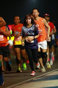 BIB: 571
                            <button type="button" onclick="openModal(14134141)" class="btn btn-primary btn-sm float-right btn-popup" data-toggle="modal" data-target=".modal-high-quality">
                        <i class="fas fa-shopping-cart"></i> Add to Cart
                    </button>
                                            <button type="button" onclick="isThisMe(14134141, true)" class="btn btn-success btn-sm float-right btn-popup btn-isme hidden" data-toggle="tooltip" data-placement="bottom" title="นี่คือรูปของคุณใช่ไหม คลิกที่นี่เพื่อเอาเข้าอัลบั้ม">
                        <i class="fas fa-plus"></i> Add to album
                    </button>
                    <button type="button" onclick="isThisMe(14134141, false)" class="btn btn-warning btn-sm float-right btn-popup btn-isnotme hidden">
                        <i class="fas fa-ban"></i> Remove from album
                    </button>