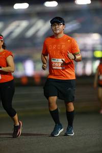 BIB: 2169
                            <button type="button" onclick="openModal(14187475)" class="btn btn-primary btn-sm float-right btn-popup" data-toggle="modal" data-target=".modal-high-quality">
                        <i class="fas fa-shopping-cart"></i> Add to Cart
                    </button>
                                            <button type="button" onclick="isThisMe(14187475, true)" class="btn btn-success btn-sm float-right btn-popup btn-isme hidden" data-toggle="tooltip" data-placement="bottom" title="นี่คือรูปของคุณใช่ไหม คลิกที่นี่เพื่อเอาเข้าอัลบั้ม">
                        <i class="fas fa-plus"></i> Add to album
                    </button>
                    <button type="button" onclick="isThisMe(14187475, false)" class="btn btn-warning btn-sm float-right btn-popup btn-isnotme hidden">
                        <i class="fas fa-ban"></i> Remove from album
                    </button>