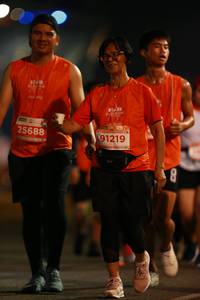 BIB: 25688, 91219
                            <button type="button" onclick="openModal(14172905)" class="btn btn-primary btn-sm float-right btn-popup" data-toggle="modal" data-target=".modal-high-quality">
                        <i class="fas fa-shopping-cart"></i> Add to Cart
                    </button>
                                            <button type="button" onclick="isThisMe(14172905, true)" class="btn btn-success btn-sm float-right btn-popup btn-isme hidden" data-toggle="tooltip" data-placement="bottom" title="นี่คือรูปของคุณใช่ไหม คลิกที่นี่เพื่อเอาเข้าอัลบั้ม">
                        <i class="fas fa-plus"></i> Add to album
                    </button>
                    <button type="button" onclick="isThisMe(14172905, false)" class="btn btn-warning btn-sm float-right btn-popup btn-isnotme hidden">
                        <i class="fas fa-ban"></i> Remove from album
                    </button>