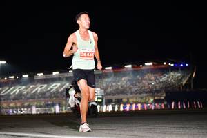 BIB: 26446
                            <button type="button" onclick="openModal(15730921)" class="btn btn-primary btn-sm float-right btn-popup" data-toggle="modal" data-target=".modal-high-quality">
                        <i class="fas fa-shopping-cart"></i> Add to Cart
                    </button>
                                            <button type="button" onclick="isThisMe(15730921, true)" class="btn btn-success btn-sm float-right btn-popup btn-isme hidden" data-toggle="tooltip" data-placement="bottom" title="นี่คือรูปของคุณใช่ไหม คลิกที่นี่เพื่อเอาเข้าอัลบั้ม">
                        <i class="fas fa-plus"></i> Add to album
                    </button>
                    <button type="button" onclick="isThisMe(15730921, false)" class="btn btn-warning btn-sm float-right btn-popup btn-isnotme hidden">
                        <i class="fas fa-ban"></i> Remove from album
                    </button>