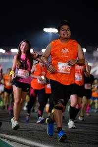 BIB: 6639, 29292, 024
                            <button type="button" onclick="openModal(15721411)" class="btn btn-primary btn-sm float-right btn-popup" data-toggle="modal" data-target=".modal-high-quality">
                        <i class="fas fa-shopping-cart"></i> Add to Cart
                    </button>
                                            <button type="button" onclick="isThisMe(15721411, true)" class="btn btn-success btn-sm float-right btn-popup btn-isme hidden" data-toggle="tooltip" data-placement="bottom" title="นี่คือรูปของคุณใช่ไหม คลิกที่นี่เพื่อเอาเข้าอัลบั้ม">
                        <i class="fas fa-plus"></i> Add to album
                    </button>
                    <button type="button" onclick="isThisMe(15721411, false)" class="btn btn-warning btn-sm float-right btn-popup btn-isnotme hidden">
                        <i class="fas fa-ban"></i> Remove from album
                    </button>