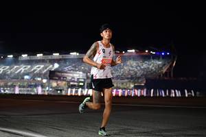 BIB: 21028
                            <button type="button" onclick="openModal(15730970)" class="btn btn-primary btn-sm float-right btn-popup" data-toggle="modal" data-target=".modal-high-quality">
                        <i class="fas fa-shopping-cart"></i> Add to Cart
                    </button>
                                            <button type="button" onclick="isThisMe(15730970, true)" class="btn btn-success btn-sm float-right btn-popup btn-isme hidden" data-toggle="tooltip" data-placement="bottom" title="นี่คือรูปของคุณใช่ไหม คลิกที่นี่เพื่อเอาเข้าอัลบั้ม">
                        <i class="fas fa-plus"></i> Add to album
                    </button>
                    <button type="button" onclick="isThisMe(15730970, false)" class="btn btn-warning btn-sm float-right btn-popup btn-isnotme hidden">
                        <i class="fas fa-ban"></i> Remove from album
                    </button>