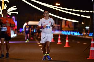 BIB: 42195, 210, 45250
                            <button type="button" onclick="openModal(15691094)" class="btn btn-primary btn-sm float-right btn-popup" data-toggle="modal" data-target=".modal-high-quality">
                        <i class="fas fa-shopping-cart"></i> Add to Cart
                    </button>
                                            <button type="button" onclick="isThisMe(15691094, true)" class="btn btn-success btn-sm float-right btn-popup btn-isme hidden" data-toggle="tooltip" data-placement="bottom" title="นี่คือรูปของคุณใช่ไหม คลิกที่นี่เพื่อเอาเข้าอัลบั้ม">
                        <i class="fas fa-plus"></i> Add to album
                    </button>
                    <button type="button" onclick="isThisMe(15691094, false)" class="btn btn-warning btn-sm float-right btn-popup btn-isnotme hidden">
                        <i class="fas fa-ban"></i> Remove from album
                    </button>