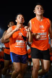 BIB: 464, 25521
                            <button type="button" onclick="openModal(15726390)" class="btn btn-primary btn-sm float-right btn-popup" data-toggle="modal" data-target=".modal-high-quality">
                        <i class="fas fa-shopping-cart"></i> Add to Cart
                    </button>
                                            <button type="button" onclick="isThisMe(15726390, true)" class="btn btn-success btn-sm float-right btn-popup btn-isme hidden" data-toggle="tooltip" data-placement="bottom" title="นี่คือรูปของคุณใช่ไหม คลิกที่นี่เพื่อเอาเข้าอัลบั้ม">
                        <i class="fas fa-plus"></i> Add to album
                    </button>
                    <button type="button" onclick="isThisMe(15726390, false)" class="btn btn-warning btn-sm float-right btn-popup btn-isnotme hidden">
                        <i class="fas fa-ban"></i> Remove from album
                    </button>