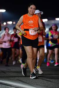 BIB: 2318, 492
                            <button type="button" onclick="openModal(15726263)" class="btn btn-primary btn-sm float-right btn-popup" data-toggle="modal" data-target=".modal-high-quality">
                        <i class="fas fa-shopping-cart"></i> Add to Cart
                    </button>
                                            <button type="button" onclick="isThisMe(15726263, true)" class="btn btn-success btn-sm float-right btn-popup btn-isme hidden" data-toggle="tooltip" data-placement="bottom" title="นี่คือรูปของคุณใช่ไหม คลิกที่นี่เพื่อเอาเข้าอัลบั้ม">
                        <i class="fas fa-plus"></i> Add to album
                    </button>
                    <button type="button" onclick="isThisMe(15726263, false)" class="btn btn-warning btn-sm float-right btn-popup btn-isnotme hidden">
                        <i class="fas fa-ban"></i> Remove from album
                    </button>