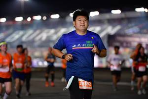 BIB: 29892
                            <button type="button" onclick="openModal(15721830)" class="btn btn-primary btn-sm float-right btn-popup" data-toggle="modal" data-target=".modal-high-quality">
                        <i class="fas fa-shopping-cart"></i> Add to Cart
                    </button>
                                            <button type="button" onclick="isThisMe(15721830, true)" class="btn btn-success btn-sm float-right btn-popup btn-isme hidden" data-toggle="tooltip" data-placement="bottom" title="นี่คือรูปของคุณใช่ไหม คลิกที่นี่เพื่อเอาเข้าอัลบั้ม">
                        <i class="fas fa-plus"></i> Add to album
                    </button>
                    <button type="button" onclick="isThisMe(15721830, false)" class="btn btn-warning btn-sm float-right btn-popup btn-isnotme hidden">
                        <i class="fas fa-ban"></i> Remove from album
                    </button>