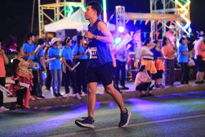 BIB: 947
                            <button type="button" onclick="openModal(14092787)" class="btn btn-primary btn-sm float-right btn-popup" data-toggle="modal" data-target=".modal-high-quality">
                        <i class="fas fa-shopping-cart"></i> Add to Cart
                    </button>
                                            <button type="button" onclick="isThisMe(14092787, true)" class="btn btn-success btn-sm float-right btn-popup btn-isme hidden" data-toggle="tooltip" data-placement="bottom" title="นี่คือรูปของคุณใช่ไหม คลิกที่นี่เพื่อเอาเข้าอัลบั้ม">
                        <i class="fas fa-plus"></i> Add to album
                    </button>
                    <button type="button" onclick="isThisMe(14092787, false)" class="btn btn-warning btn-sm float-right btn-popup btn-isnotme hidden">
                        <i class="fas fa-ban"></i> Remove from album
                    </button>
