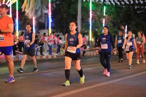 BIB: 4704, 43229
                            <button type="button" onclick="openModal(14575878)" class="btn btn-primary btn-sm float-right btn-popup" data-toggle="modal" data-target=".modal-high-quality">
                        <i class="fas fa-shopping-cart"></i> Add to Cart
                    </button>
                                            <button type="button" onclick="isThisMe(14575878, true)" class="btn btn-success btn-sm float-right btn-popup btn-isme hidden" data-toggle="tooltip" data-placement="bottom" title="นี่คือรูปของคุณใช่ไหม คลิกที่นี่เพื่อเอาเข้าอัลบั้ม">
                        <i class="fas fa-plus"></i> Add to album
                    </button>
                    <button type="button" onclick="isThisMe(14575878, false)" class="btn btn-warning btn-sm float-right btn-popup btn-isnotme hidden">
                        <i class="fas fa-ban"></i> Remove from album
                    </button>