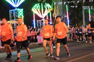 BIB: 1257, 21285, 28306, 25655
                            <button type="button" onclick="openModal(15019429)" class="btn btn-primary btn-sm float-right btn-popup" data-toggle="modal" data-target=".modal-high-quality">
                        <i class="fas fa-shopping-cart"></i> Add to Cart
                    </button>
                                            <button type="button" onclick="isThisMe(15019429, true)" class="btn btn-success btn-sm float-right btn-popup btn-isme hidden" data-toggle="tooltip" data-placement="bottom" title="นี่คือรูปของคุณใช่ไหม คลิกที่นี่เพื่อเอาเข้าอัลบั้ม">
                        <i class="fas fa-plus"></i> Add to album
                    </button>
                    <button type="button" onclick="isThisMe(15019429, false)" class="btn btn-warning btn-sm float-right btn-popup btn-isnotme hidden">
                        <i class="fas fa-ban"></i> Remove from album
                    </button>