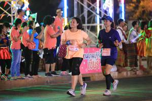 BIB: 28678, 28822
                            <button type="button" onclick="openModal(14984493)" class="btn btn-primary btn-sm float-right btn-popup" data-toggle="modal" data-target=".modal-high-quality">
                        <i class="fas fa-shopping-cart"></i> Add to Cart
                    </button>
                                            <button type="button" onclick="isThisMe(14984493, true)" class="btn btn-success btn-sm float-right btn-popup btn-isme hidden" data-toggle="tooltip" data-placement="bottom" title="นี่คือรูปของคุณใช่ไหม คลิกที่นี่เพื่อเอาเข้าอัลบั้ม">
                        <i class="fas fa-plus"></i> Add to album
                    </button>
                    <button type="button" onclick="isThisMe(14984493, false)" class="btn btn-warning btn-sm float-right btn-popup btn-isnotme hidden">
                        <i class="fas fa-ban"></i> Remove from album
                    </button>