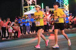 BIB: 46313, 48052
                            <button type="button" onclick="openModal(14090926)" class="btn btn-primary btn-sm float-right btn-popup" data-toggle="modal" data-target=".modal-high-quality">
                        <i class="fas fa-shopping-cart"></i> Add to Cart
                    </button>
                                            <button type="button" onclick="isThisMe(14090926, true)" class="btn btn-success btn-sm float-right btn-popup btn-isme hidden" data-toggle="tooltip" data-placement="bottom" title="นี่คือรูปของคุณใช่ไหม คลิกที่นี่เพื่อเอาเข้าอัลบั้ม">
                        <i class="fas fa-plus"></i> Add to album
                    </button>
                    <button type="button" onclick="isThisMe(14090926, false)" class="btn btn-warning btn-sm float-right btn-popup btn-isnotme hidden">
                        <i class="fas fa-ban"></i> Remove from album
                    </button>