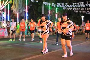 BIB: 23587, 21663
                            <button type="button" onclick="openModal(14975133)" class="btn btn-primary btn-sm float-right btn-popup" data-toggle="modal" data-target=".modal-high-quality">
                        <i class="fas fa-shopping-cart"></i> Add to Cart
                    </button>
                                            <button type="button" onclick="isThisMe(14975133, true)" class="btn btn-success btn-sm float-right btn-popup btn-isme hidden" data-toggle="tooltip" data-placement="bottom" title="นี่คือรูปของคุณใช่ไหม คลิกที่นี่เพื่อเอาเข้าอัลบั้ม">
                        <i class="fas fa-plus"></i> Add to album
                    </button>
                    <button type="button" onclick="isThisMe(14975133, false)" class="btn btn-warning btn-sm float-right btn-popup btn-isnotme hidden">
                        <i class="fas fa-ban"></i> Remove from album
                    </button>