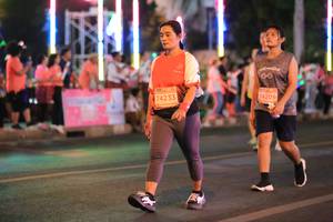 BIB: 74233, 74209
                            <button type="button" onclick="openModal(15011877)" class="btn btn-primary btn-sm float-right btn-popup" data-toggle="modal" data-target=".modal-high-quality">
                        <i class="fas fa-shopping-cart"></i> Add to Cart
                    </button>
                                            <button type="button" onclick="isThisMe(15011877, true)" class="btn btn-success btn-sm float-right btn-popup btn-isme hidden" data-toggle="tooltip" data-placement="bottom" title="นี่คือรูปของคุณใช่ไหม คลิกที่นี่เพื่อเอาเข้าอัลบั้ม">
                        <i class="fas fa-plus"></i> Add to album
                    </button>
                    <button type="button" onclick="isThisMe(15011877, false)" class="btn btn-warning btn-sm float-right btn-popup btn-isnotme hidden">
                        <i class="fas fa-ban"></i> Remove from album
                    </button>