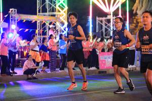 BIB: 240, 99406
                            <button type="button" onclick="openModal(14089228)" class="btn btn-primary btn-sm float-right btn-popup" data-toggle="modal" data-target=".modal-high-quality">
                        <i class="fas fa-shopping-cart"></i> Add to Cart
                    </button>
                                            <button type="button" onclick="isThisMe(14089228, true)" class="btn btn-success btn-sm float-right btn-popup btn-isme hidden" data-toggle="tooltip" data-placement="bottom" title="นี่คือรูปของคุณใช่ไหม คลิกที่นี่เพื่อเอาเข้าอัลบั้ม">
                        <i class="fas fa-plus"></i> Add to album
                    </button>
                    <button type="button" onclick="isThisMe(14089228, false)" class="btn btn-warning btn-sm float-right btn-popup btn-isnotme hidden">
                        <i class="fas fa-ban"></i> Remove from album
                    </button>