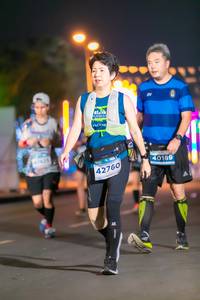 BIB: 40189, 42760
                            <button type="button" onclick="openModal(15150518)" class="btn btn-primary btn-sm float-right btn-popup" data-toggle="modal" data-target=".modal-high-quality">
                        <i class="fas fa-shopping-cart"></i> Add to Cart
                    </button>
                                            <button type="button" onclick="isThisMe(15150518, true)" class="btn btn-success btn-sm float-right btn-popup btn-isme hidden" data-toggle="tooltip" data-placement="bottom" title="นี่คือรูปของคุณใช่ไหม คลิกที่นี่เพื่อเอาเข้าอัลบั้ม">
                        <i class="fas fa-plus"></i> Add to album
                    </button>
                    <button type="button" onclick="isThisMe(15150518, false)" class="btn btn-warning btn-sm float-right btn-popup btn-isnotme hidden">
                        <i class="fas fa-ban"></i> Remove from album
                    </button>