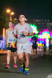 BIB: 102
                            <button type="button" onclick="openModal(15130924)" class="btn btn-primary btn-sm float-right btn-popup" data-toggle="modal" data-target=".modal-high-quality">
                        <i class="fas fa-shopping-cart"></i> Add to Cart
                    </button>
                                            <button type="button" onclick="isThisMe(15130924, true)" class="btn btn-success btn-sm float-right btn-popup btn-isme hidden" data-toggle="tooltip" data-placement="bottom" title="นี่คือรูปของคุณใช่ไหม คลิกที่นี่เพื่อเอาเข้าอัลบั้ม">
                        <i class="fas fa-plus"></i> Add to album
                    </button>
                    <button type="button" onclick="isThisMe(15130924, false)" class="btn btn-warning btn-sm float-right btn-popup btn-isnotme hidden">
                        <i class="fas fa-ban"></i> Remove from album
                    </button>