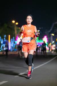 BIB: 29048
                            <button type="button" onclick="openModal(15055578)" class="btn btn-primary btn-sm float-right btn-popup" data-toggle="modal" data-target=".modal-high-quality">
                        <i class="fas fa-shopping-cart"></i> Add to Cart
                    </button>
                                            <button type="button" onclick="isThisMe(15055578, true)" class="btn btn-success btn-sm float-right btn-popup btn-isme hidden" data-toggle="tooltip" data-placement="bottom" title="นี่คือรูปของคุณใช่ไหม คลิกที่นี่เพื่อเอาเข้าอัลบั้ม">
                        <i class="fas fa-plus"></i> Add to album
                    </button>
                    <button type="button" onclick="isThisMe(15055578, false)" class="btn btn-warning btn-sm float-right btn-popup btn-isnotme hidden">
                        <i class="fas fa-ban"></i> Remove from album
                    </button>