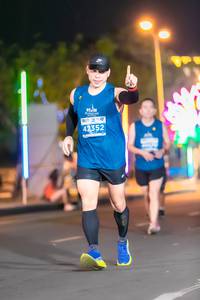 BIB: 42352
                            <button type="button" onclick="openModal(15046628)" class="btn btn-primary btn-sm float-right btn-popup" data-toggle="modal" data-target=".modal-high-quality">
                        <i class="fas fa-shopping-cart"></i> Add to Cart
                    </button>
                                            <button type="button" onclick="isThisMe(15046628, true)" class="btn btn-success btn-sm float-right btn-popup btn-isme hidden" data-toggle="tooltip" data-placement="bottom" title="นี่คือรูปของคุณใช่ไหม คลิกที่นี่เพื่อเอาเข้าอัลบั้ม">
                        <i class="fas fa-plus"></i> Add to album
                    </button>
                    <button type="button" onclick="isThisMe(15046628, false)" class="btn btn-warning btn-sm float-right btn-popup btn-isnotme hidden">
                        <i class="fas fa-ban"></i> Remove from album
                    </button>
