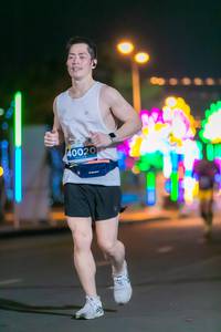 BIB: 40020
                            <button type="button" onclick="openModal(15126176)" class="btn btn-primary btn-sm float-right btn-popup" data-toggle="modal" data-target=".modal-high-quality">
                        <i class="fas fa-shopping-cart"></i> Add to Cart
                    </button>
                                            <button type="button" onclick="isThisMe(15126176, true)" class="btn btn-success btn-sm float-right btn-popup btn-isme hidden" data-toggle="tooltip" data-placement="bottom" title="นี่คือรูปของคุณใช่ไหม คลิกที่นี่เพื่อเอาเข้าอัลบั้ม">
                        <i class="fas fa-plus"></i> Add to album
                    </button>
                    <button type="button" onclick="isThisMe(15126176, false)" class="btn btn-warning btn-sm float-right btn-popup btn-isnotme hidden">
                        <i class="fas fa-ban"></i> Remove from album
                    </button>