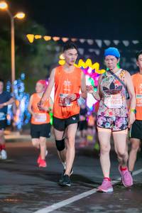 BIB: 105
                            <button type="button" onclick="openModal(15152893)" class="btn btn-primary btn-sm float-right btn-popup" data-toggle="modal" data-target=".modal-high-quality">
                        <i class="fas fa-shopping-cart"></i> Add to Cart
                    </button>
                                            <button type="button" onclick="isThisMe(15152893, true)" class="btn btn-success btn-sm float-right btn-popup btn-isme hidden" data-toggle="tooltip" data-placement="bottom" title="นี่คือรูปของคุณใช่ไหม คลิกที่นี่เพื่อเอาเข้าอัลบั้ม">
                        <i class="fas fa-plus"></i> Add to album
                    </button>
                    <button type="button" onclick="isThisMe(15152893, false)" class="btn btn-warning btn-sm float-right btn-popup btn-isnotme hidden">
                        <i class="fas fa-ban"></i> Remove from album
                    </button>