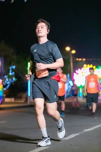 BIB: 20953
                            <button type="button" onclick="openModal(15039599)" class="btn btn-primary btn-sm float-right btn-popup" data-toggle="modal" data-target=".modal-high-quality">
                        <i class="fas fa-shopping-cart"></i> Add to Cart
                    </button>
                                            <button type="button" onclick="isThisMe(15039599, true)" class="btn btn-success btn-sm float-right btn-popup btn-isme hidden" data-toggle="tooltip" data-placement="bottom" title="นี่คือรูปของคุณใช่ไหม คลิกที่นี่เพื่อเอาเข้าอัลบั้ม">
                        <i class="fas fa-plus"></i> Add to album
                    </button>
                    <button type="button" onclick="isThisMe(15039599, false)" class="btn btn-warning btn-sm float-right btn-popup btn-isnotme hidden">
                        <i class="fas fa-ban"></i> Remove from album
                    </button>
