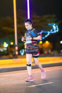 BIB: 3058
                            <button type="button" onclick="openModal(15112099)" class="btn btn-primary btn-sm float-right btn-popup" data-toggle="modal" data-target=".modal-high-quality">
                        <i class="fas fa-shopping-cart"></i> Add to Cart
                    </button>
                                            <button type="button" onclick="isThisMe(15112099, true)" class="btn btn-success btn-sm float-right btn-popup btn-isme hidden" data-toggle="tooltip" data-placement="bottom" title="นี่คือรูปของคุณใช่ไหม คลิกที่นี่เพื่อเอาเข้าอัลบั้ม">
                        <i class="fas fa-plus"></i> Add to album
                    </button>
                    <button type="button" onclick="isThisMe(15112099, false)" class="btn btn-warning btn-sm float-right btn-popup btn-isnotme hidden">
                        <i class="fas fa-ban"></i> Remove from album
                    </button>