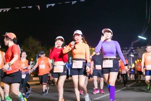 BIB: 28143, 2317, 21756
                            <button type="button" onclick="openModal(15024935)" class="btn btn-primary btn-sm float-right btn-popup" data-toggle="modal" data-target=".modal-high-quality">
                        <i class="fas fa-shopping-cart"></i> Add to Cart
                    </button>
                                            <button type="button" onclick="isThisMe(15024935, true)" class="btn btn-success btn-sm float-right btn-popup btn-isme hidden" data-toggle="tooltip" data-placement="bottom" title="นี่คือรูปของคุณใช่ไหม คลิกที่นี่เพื่อเอาเข้าอัลบั้ม">
                        <i class="fas fa-plus"></i> Add to album
                    </button>
                    <button type="button" onclick="isThisMe(15024935, false)" class="btn btn-warning btn-sm float-right btn-popup btn-isnotme hidden">
                        <i class="fas fa-ban"></i> Remove from album
                    </button>