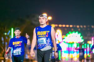 BIB: 4008, 257
                            <button type="button" onclick="openModal(15169375)" class="btn btn-primary btn-sm float-right btn-popup" data-toggle="modal" data-target=".modal-high-quality">
                        <i class="fas fa-shopping-cart"></i> Add to Cart
                    </button>
                                            <button type="button" onclick="isThisMe(15169375, true)" class="btn btn-success btn-sm float-right btn-popup btn-isme hidden" data-toggle="tooltip" data-placement="bottom" title="นี่คือรูปของคุณใช่ไหม คลิกที่นี่เพื่อเอาเข้าอัลบั้ม">
                        <i class="fas fa-plus"></i> Add to album
                    </button>
                    <button type="button" onclick="isThisMe(15169375, false)" class="btn btn-warning btn-sm float-right btn-popup btn-isnotme hidden">
                        <i class="fas fa-ban"></i> Remove from album
                    </button>