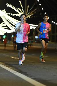 BIB: 26571
                            <button type="button" onclick="openModal(15251448)" class="btn btn-primary btn-sm float-right btn-popup" data-toggle="modal" data-target=".modal-high-quality">
                        <i class="fas fa-shopping-cart"></i> Add to Cart
                    </button>
                                            <button type="button" onclick="isThisMe(15251448, true)" class="btn btn-success btn-sm float-right btn-popup btn-isme hidden" data-toggle="tooltip" data-placement="bottom" title="นี่คือรูปของคุณใช่ไหม คลิกที่นี่เพื่อเอาเข้าอัลบั้ม">
                        <i class="fas fa-plus"></i> Add to album
                    </button>
                    <button type="button" onclick="isThisMe(15251448, false)" class="btn btn-warning btn-sm float-right btn-popup btn-isnotme hidden">
                        <i class="fas fa-ban"></i> Remove from album
                    </button>