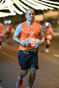BIB: 314
                            <button type="button" onclick="openModal(15536741)" class="btn btn-primary btn-sm float-right btn-popup" data-toggle="modal" data-target=".modal-high-quality">
                        <i class="fas fa-shopping-cart"></i> Add to Cart
                    </button>
                                            <button type="button" onclick="isThisMe(15536741, true)" class="btn btn-success btn-sm float-right btn-popup btn-isme hidden" data-toggle="tooltip" data-placement="bottom" title="นี่คือรูปของคุณใช่ไหม คลิกที่นี่เพื่อเอาเข้าอัลบั้ม">
                        <i class="fas fa-plus"></i> Add to album
                    </button>
                    <button type="button" onclick="isThisMe(15536741, false)" class="btn btn-warning btn-sm float-right btn-popup btn-isnotme hidden">
                        <i class="fas fa-ban"></i> Remove from album
                    </button>