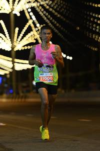 BIB: 21000
                            <button type="button" onclick="openModal(15229658)" class="btn btn-primary btn-sm float-right btn-popup" data-toggle="modal" data-target=".modal-high-quality">
                        <i class="fas fa-shopping-cart"></i> Add to Cart
                    </button>
                                            <button type="button" onclick="isThisMe(15229658, true)" class="btn btn-success btn-sm float-right btn-popup btn-isme hidden" data-toggle="tooltip" data-placement="bottom" title="นี่คือรูปของคุณใช่ไหม คลิกที่นี่เพื่อเอาเข้าอัลบั้ม">
                        <i class="fas fa-plus"></i> Add to album
                    </button>
                    <button type="button" onclick="isThisMe(15229658, false)" class="btn btn-warning btn-sm float-right btn-popup btn-isnotme hidden">
                        <i class="fas fa-ban"></i> Remove from album
                    </button>