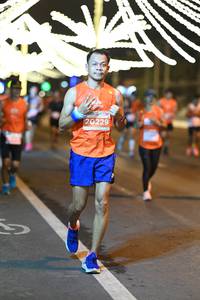 BIB: 20229
                            <button type="button" onclick="openModal(15506305)" class="btn btn-primary btn-sm float-right btn-popup" data-toggle="modal" data-target=".modal-high-quality">
                        <i class="fas fa-shopping-cart"></i> Add to Cart
                    </button>
                                            <button type="button" onclick="isThisMe(15506305, true)" class="btn btn-success btn-sm float-right btn-popup btn-isme hidden" data-toggle="tooltip" data-placement="bottom" title="นี่คือรูปของคุณใช่ไหม คลิกที่นี่เพื่อเอาเข้าอัลบั้ม">
                        <i class="fas fa-plus"></i> Add to album
                    </button>
                    <button type="button" onclick="isThisMe(15506305, false)" class="btn btn-warning btn-sm float-right btn-popup btn-isnotme hidden">
                        <i class="fas fa-ban"></i> Remove from album
                    </button>