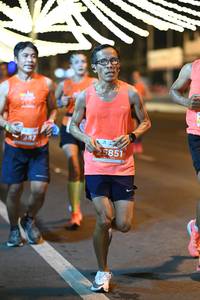 BIB: 947, 25851
                            <button type="button" onclick="openModal(15480915)" class="btn btn-primary btn-sm float-right btn-popup" data-toggle="modal" data-target=".modal-high-quality">
                        <i class="fas fa-shopping-cart"></i> Add to Cart
                    </button>
                                            <button type="button" onclick="isThisMe(15480915, true)" class="btn btn-success btn-sm float-right btn-popup btn-isme hidden" data-toggle="tooltip" data-placement="bottom" title="นี่คือรูปของคุณใช่ไหม คลิกที่นี่เพื่อเอาเข้าอัลบั้ม">
                        <i class="fas fa-plus"></i> Add to album
                    </button>
                    <button type="button" onclick="isThisMe(15480915, false)" class="btn btn-warning btn-sm float-right btn-popup btn-isnotme hidden">
                        <i class="fas fa-ban"></i> Remove from album
                    </button>