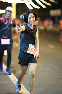 BIB: 2122
                            <button type="button" onclick="openModal(15595310)" class="btn btn-primary btn-sm float-right btn-popup" data-toggle="modal" data-target=".modal-high-quality">
                        <i class="fas fa-shopping-cart"></i> Add to Cart
                    </button>
                                            <button type="button" onclick="isThisMe(15595310, true)" class="btn btn-success btn-sm float-right btn-popup btn-isme hidden" data-toggle="tooltip" data-placement="bottom" title="นี่คือรูปของคุณใช่ไหม คลิกที่นี่เพื่อเอาเข้าอัลบั้ม">
                        <i class="fas fa-plus"></i> Add to album
                    </button>
                    <button type="button" onclick="isThisMe(15595310, false)" class="btn btn-warning btn-sm float-right btn-popup btn-isnotme hidden">
                        <i class="fas fa-ban"></i> Remove from album
                    </button>